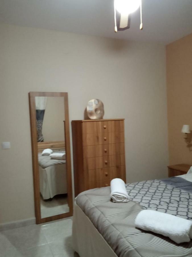 Apartamento Turistico La Victoria Trujillo Luaran gambar